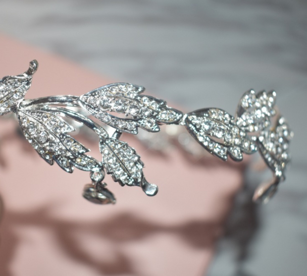Eyebrow pendant full of rhinestones | Eyebrow pendant full | Eyebrow 