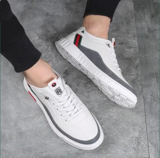 Casual white shoes are versatile and comfortable