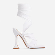 Colors, White, purple, black women' overview And Green Four-color 