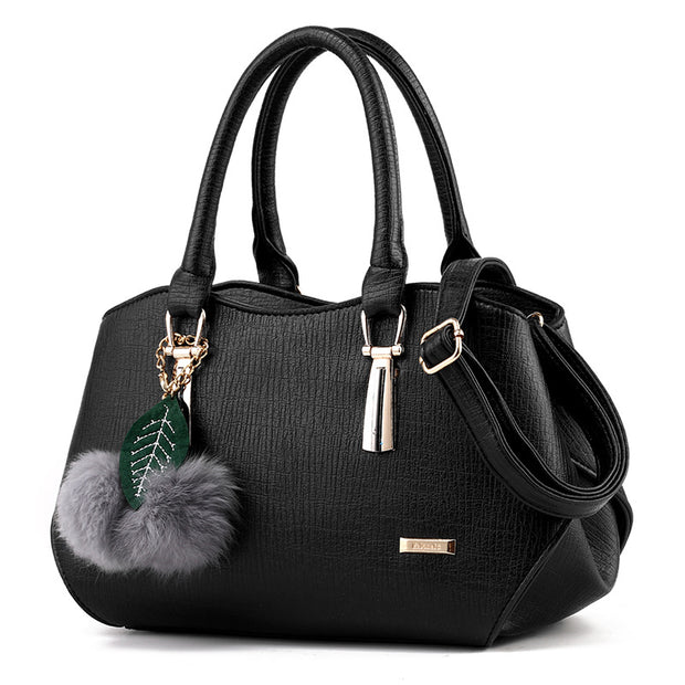 Fashion handbags handbags leather bag and hang the hair ball | fashion