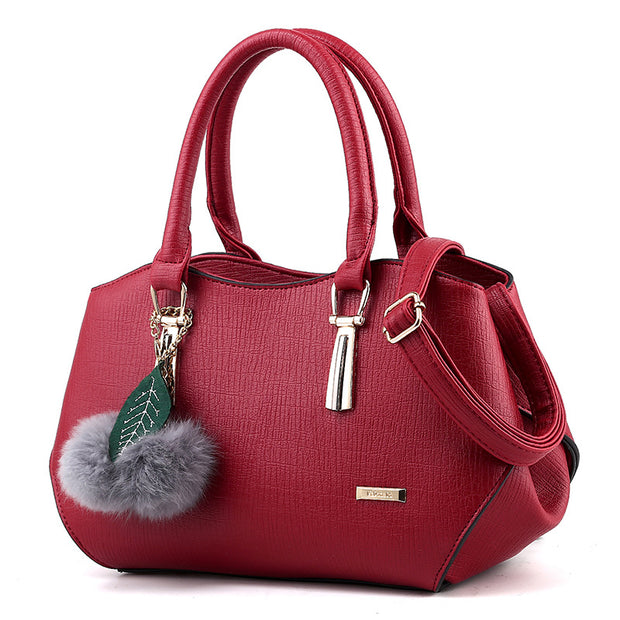 Fashion handbags handbags leather bag and hang the hair ball | fashion